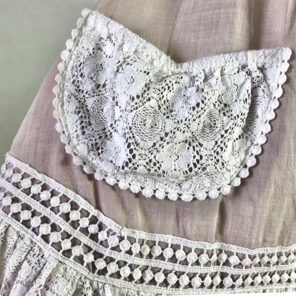 Chasing Fireflies willow dress in size 8.
